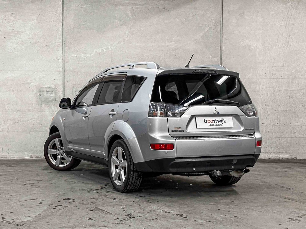 Mitsubishi Outlander 2.4 Intense+ Special Edition 170pk 2010 (Origineel-NL), 93-KNH-4