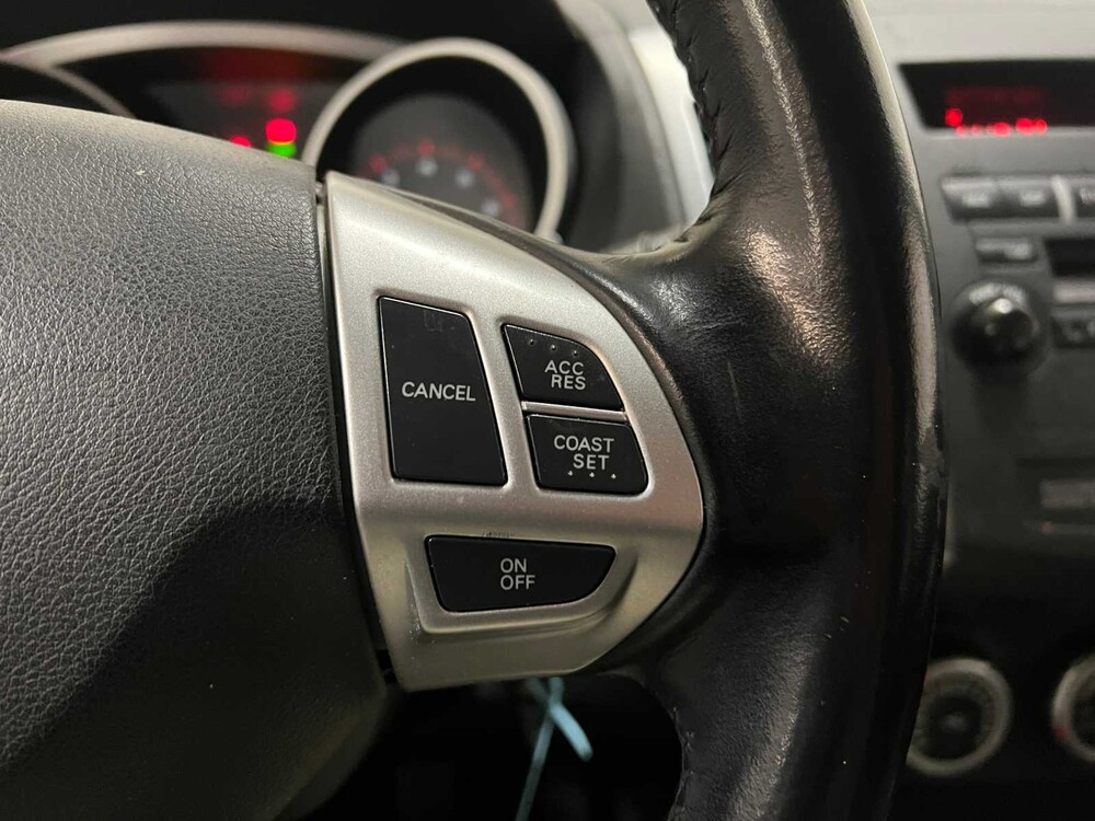 Mitsubishi Outlander 2.4 Intense+ Special Edition 170pk 2010 (Origineel-NL), 93-KNH-4