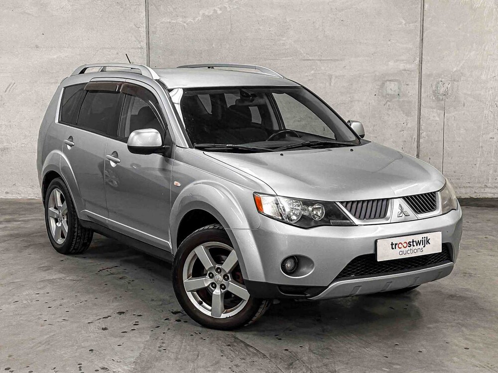 Mitsubishi Outlander 2.4 Intense+ Special Edition 170pk 2010 (Origineel-NL), 93-KNH-4