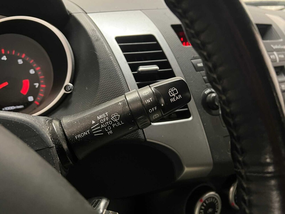 Mitsubishi Outlander 2.4 Intense+ Special Edition 170pk 2010 (Origineel-NL), 93-KNH-4