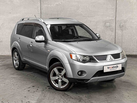 Mitsubishi Outlander 2.4 Intense+ Special Edition 170hp 2010 (Original-NL), 93-KNH-4