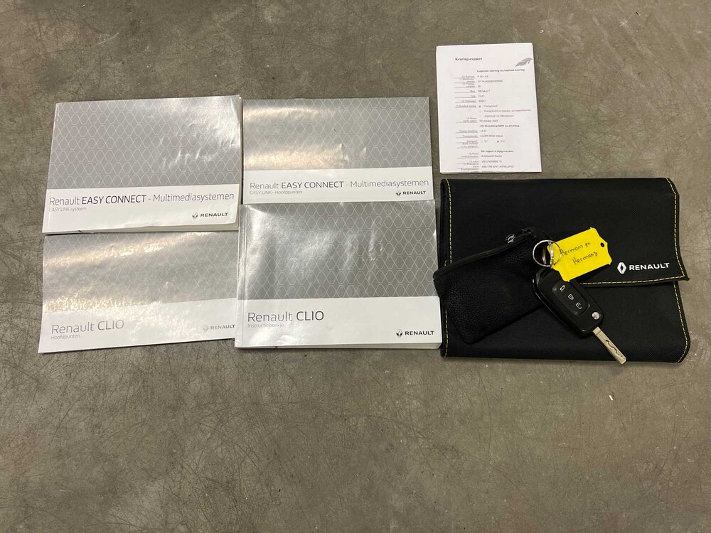 Renault Clio 1.0 TCe Zen 101pk 2019, P-251-LB