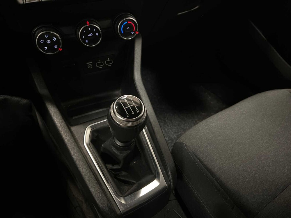 Renault Clio 1.0 TCe Zen 101pk 2019, P-251-LB