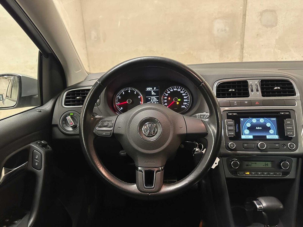 Volkswagen Polo 1.4-16V Highline 86pk 2009 (Origineel-NL), 48-JTJ-5