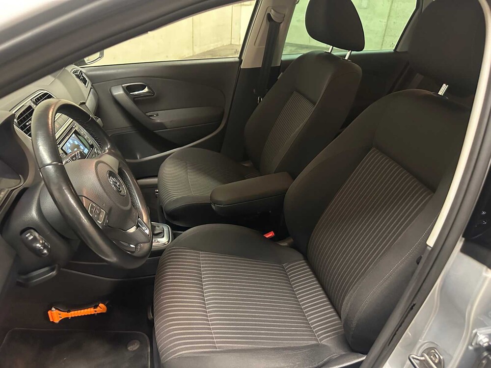 Volkswagen Polo 1.4-16V Highline 86pk 2009 (Origineel-NL), 48-JTJ-5