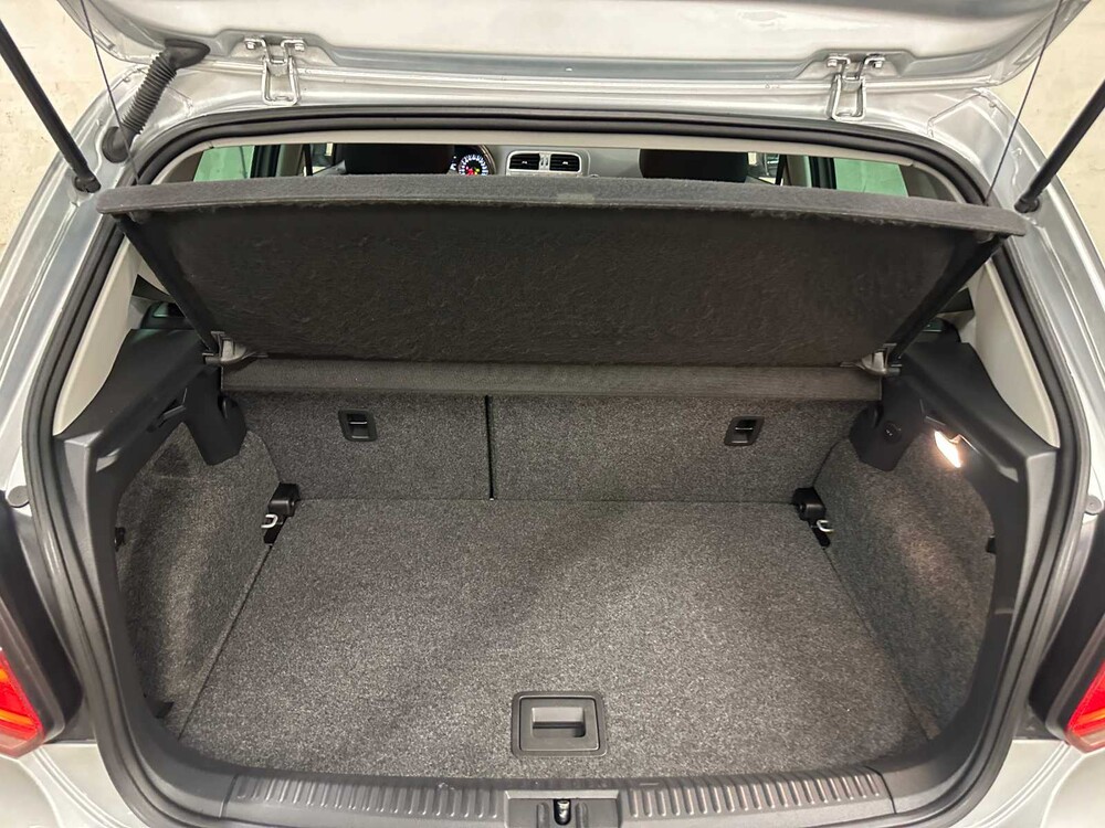 Volkswagen Polo 1.4-16V Highline 86pk 2009 (Origineel-NL), 48-JTJ-5