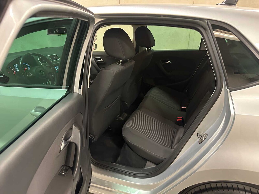 Volkswagen Polo 1.4-16V Highline 86pk 2009 (Origineel-NL), 48-JTJ-5