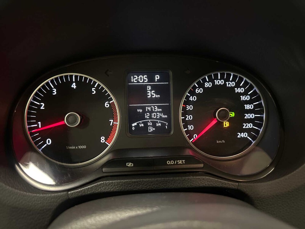 Volkswagen Polo 1.4-16V Highline 86pk 2009 (Origineel-NL), 48-JTJ-5