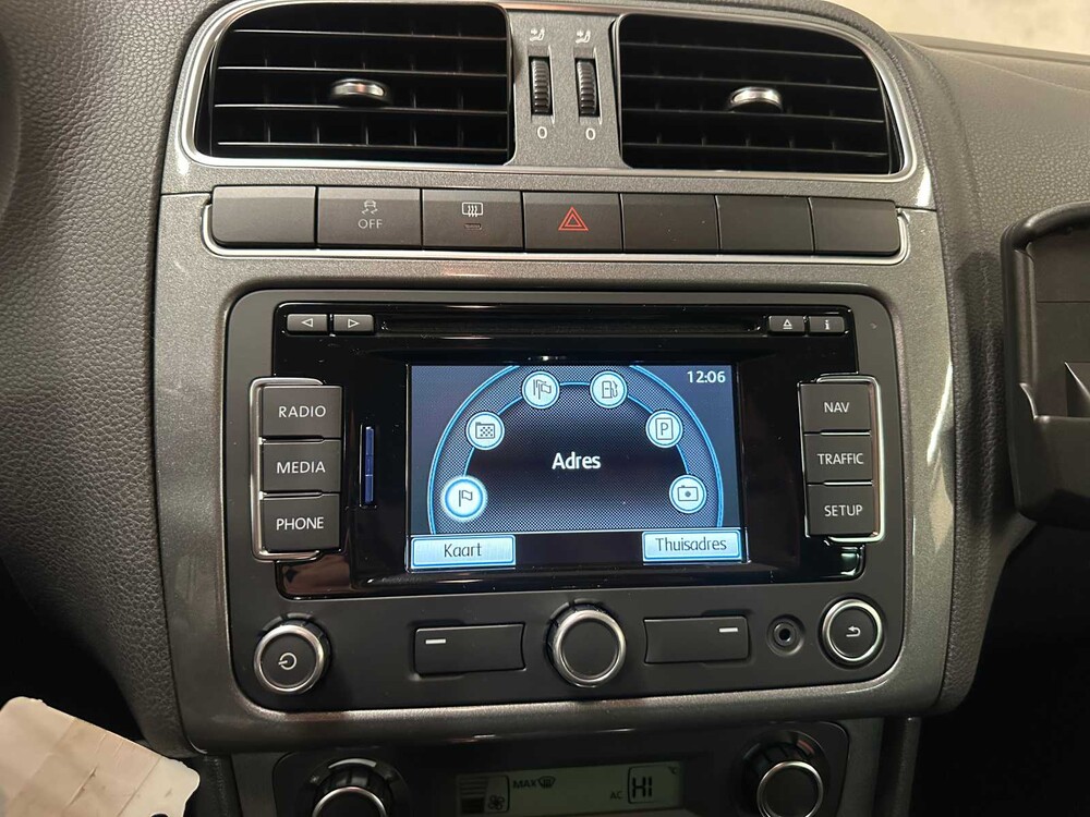 Volkswagen Polo 1.4-16V Highline 86pk 2009 (Origineel-NL), 48-JTJ-5