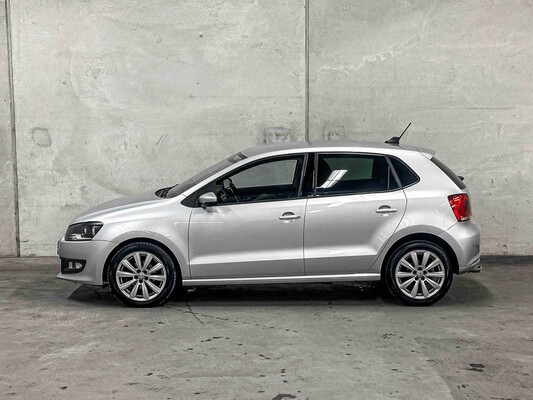 Volkswagen Polo 1.4-16V Highline 86hp 2009 (Original-NL), 48-JTJ-5