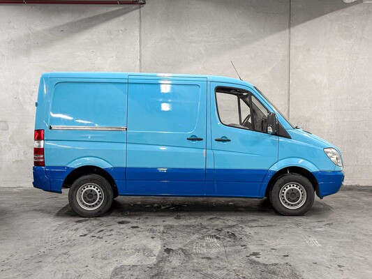 Mercedes-Benz Sprinter 210 2.2 CDI 325 Functional (Original-NL), 1-VJD-20 Commercial Vehicle