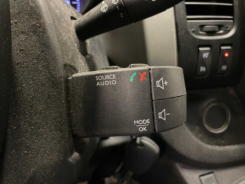 Renault Trafic 1.6 dCi T29 L1H1 Luxe Energy 125PS 2017 (Original-NL), V-212-FJ Nutzfahrzeug