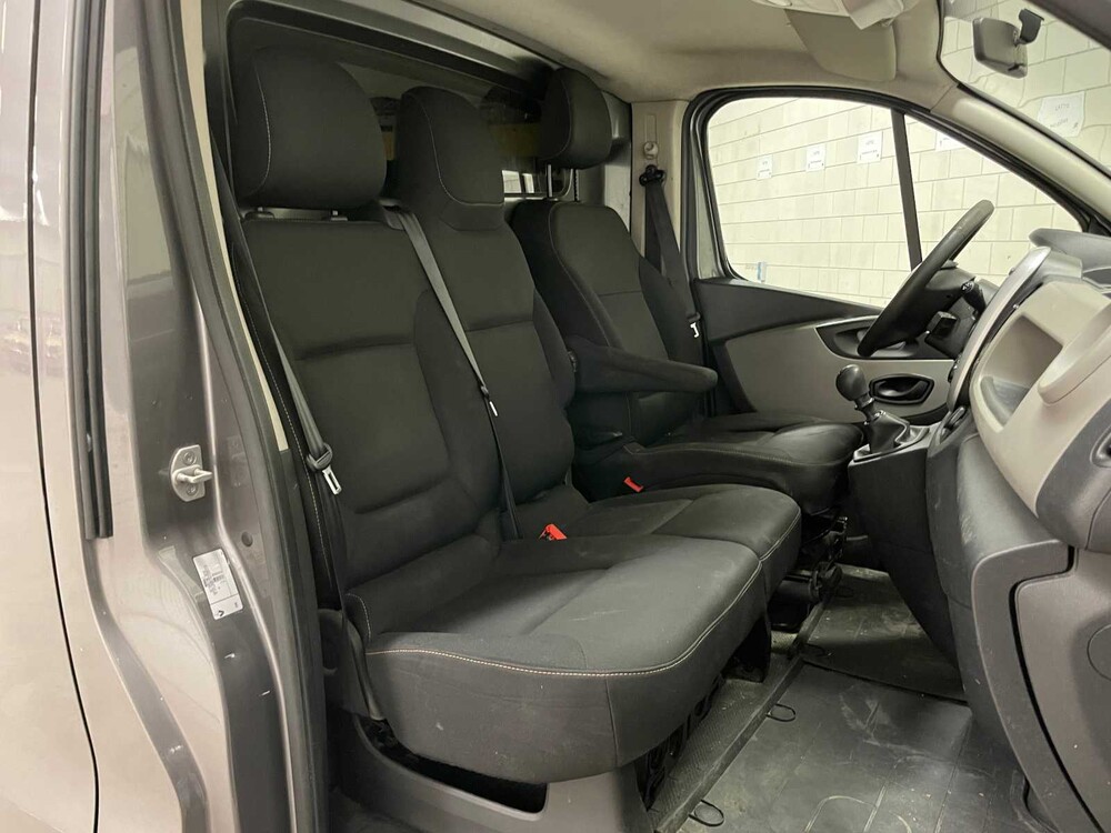 Renault Trafic 1.6 dCi T29 L1H1 Luxe Energy 125PS 2017 (Original-NL), V-212-FJ Nutzfahrzeug