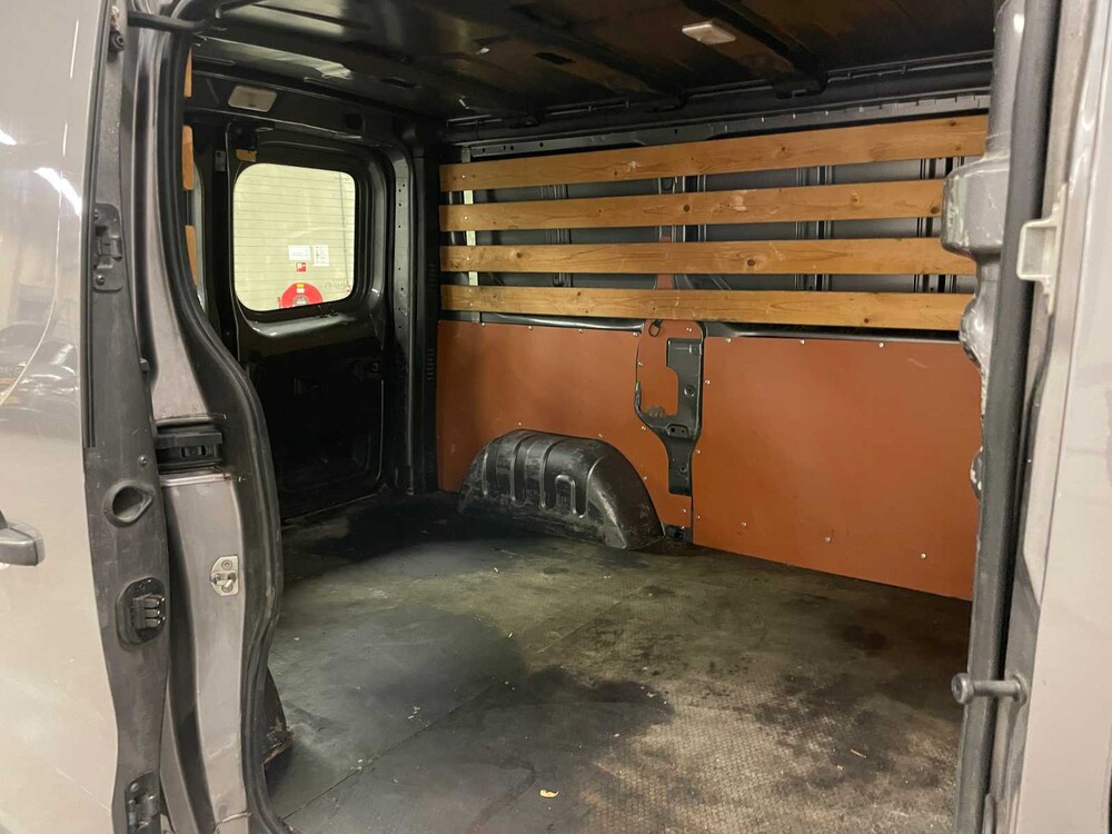 Renault Trafic 1.6 dCi T29 L1H1 Luxe Energy 125PS 2017 (Original-NL), V-212-FJ Nutzfahrzeug