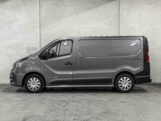 Renault Trafic 1.6 dCi T29 L1H1 Luxe Energy 125hp 2017 (Original-NL), V-212-FJ Commercial Vehicle