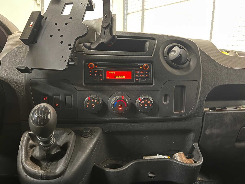 Renault Master T35 2.3 dCi L1H2 110pk 2015 (Origineel-NL), VR-921-T