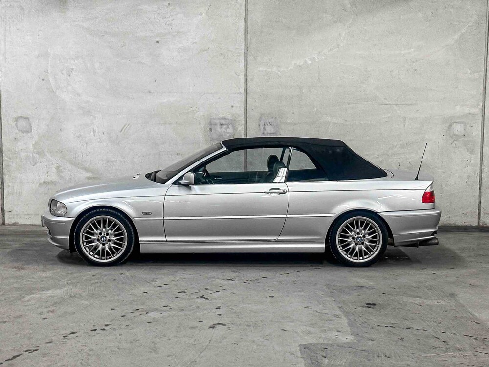 BMW 318Ci Executive Cabriolet 143pk 2002 3ER RHEIE 3-serie, 61-JS-FS