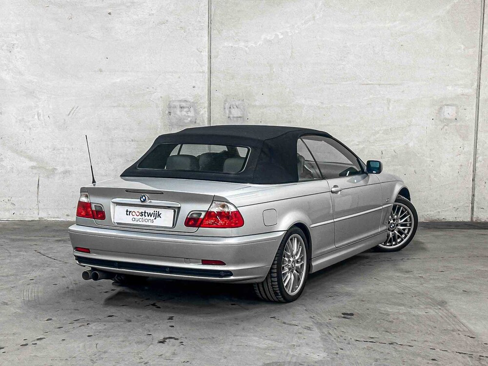 BMW 318Ci Executive Cabriolet 143pk 2002 3ER RHEIE 3-serie, 61-JS-FS