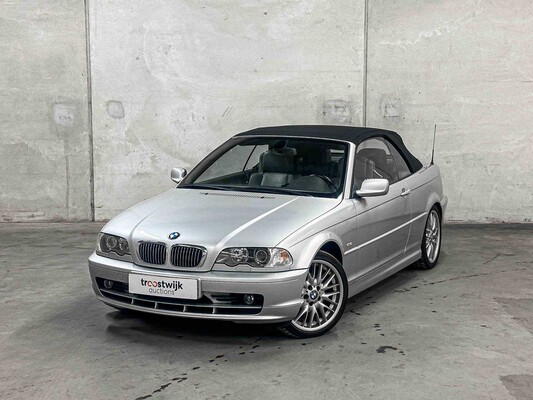 BMW 318Ci Executive Cabriolet 143hp 2002 3ER RHEIE 3-series, 61-JS-FS