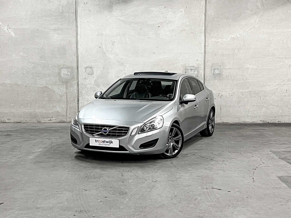 Volvo S60 3.0 T6 AWD Kinetic 305PS 2016, NJ-139-Z