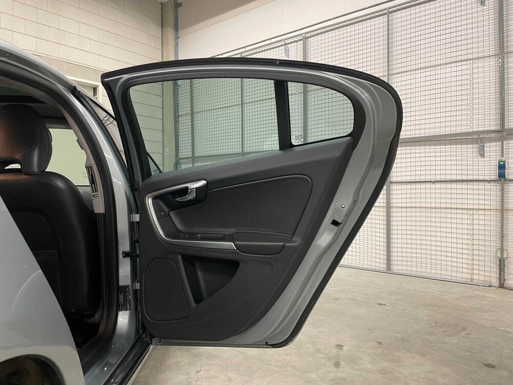 Volvo S60 3.0 T6 AWD Kinetic 305PS 2016, NJ-139-Z