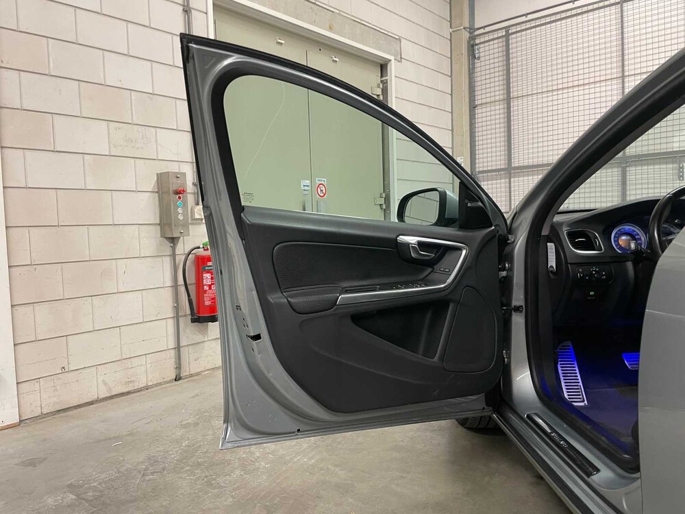 Volvo S60 3.0 T6 AWD Kinetic 305pk 2016, NJ-139-Z