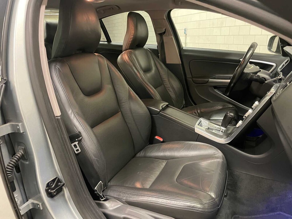 Volvo S60 3.0 T6 AWD Kinetic 305pk 2016, NJ-139-Z