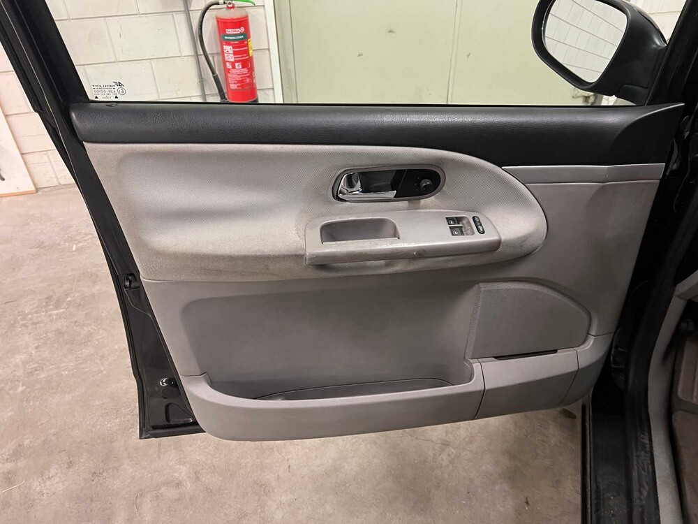 Ford Galaxy 2.3-16V Futura 140PS 2005 (Original-NL), 60-RL-FK