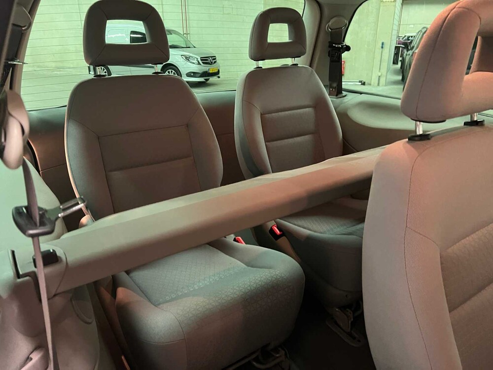 Ford Galaxy 2.3-16V Futura 140PS 2005 (Original-NL), 60-RL-FK