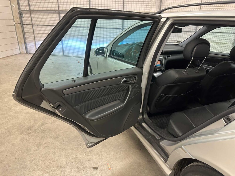 Mercedes-Benz C320 Elegance 218PS 2002 C-Klasse Kombi, XL-498-K