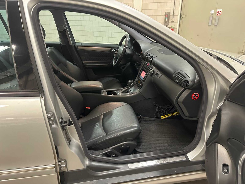 Mercedes-Benz C320 Elegance 218PS 2002 C-Klasse Kombi, XL-498-K