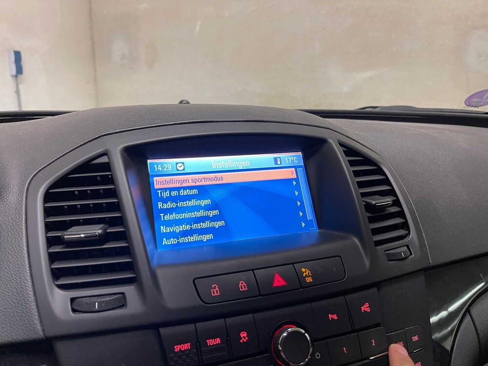 Opel Insignia Sports Tourer 1.6 T Cosmo 179PS 2010 (Original-NL), 93-NFD-7