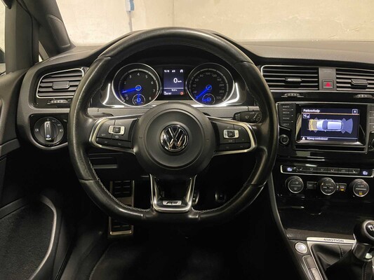 Volkswagen Golf R 4M 2.0 TSI 300hp 2014, J-868-XG