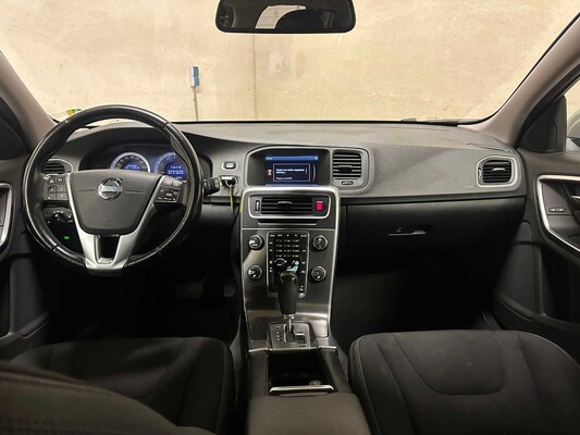 Volvo V60 2.0T Summum 203hp 2011, 5-ZPP-96