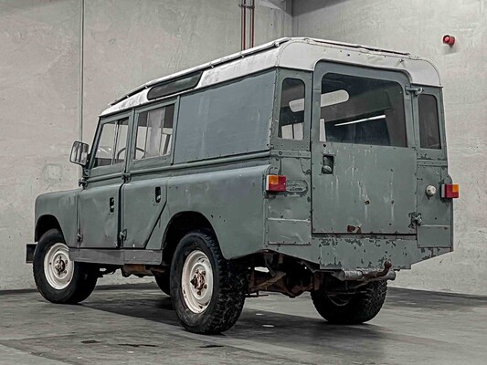 Land Rover Defender 1968