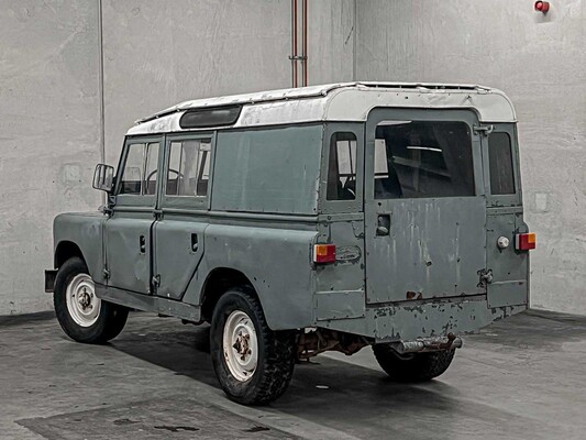 Land Rover Defender 1968