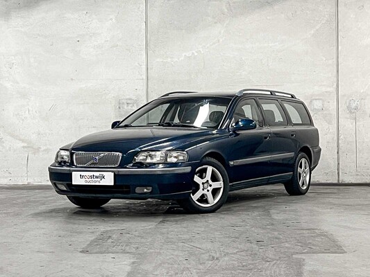 Volvo V70 2.4 Comfort Line 170hp 2003 (Original-NL), 51-LL-DD