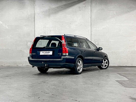 Volvo V70 2.4 Comfort Line 170PS 2003 (Original-NL), 51-LL-DD