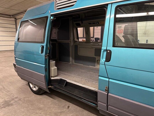 Volkswagen T4 Dehler Camper 136hp 1992, 96-VTS-3