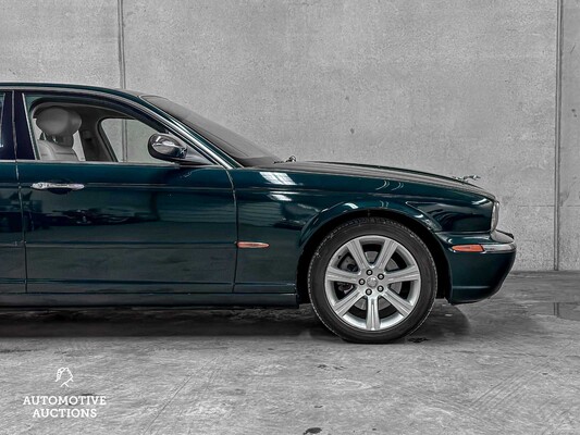 Jaguar XJ 3.5 V8 258hp 2003, 93-NB-GF Youngtimer