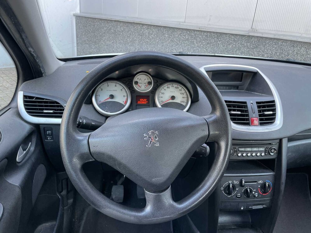 Peugeot 207 1.4 VTi Look 95PS 2009, GL-541-N
