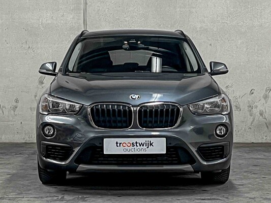 BMW X1 sDrive18i High Executive 140pk 2019, R-714-HT