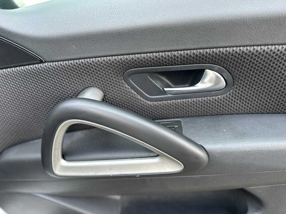 Volkswagen Scirocco 2.0 TSI 200PS 2009, 5-THX-85