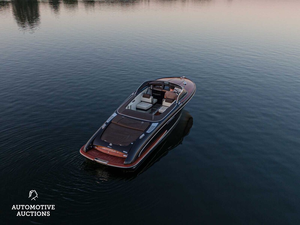 RIVA Iseo 27 8-Zylinder Yanmar