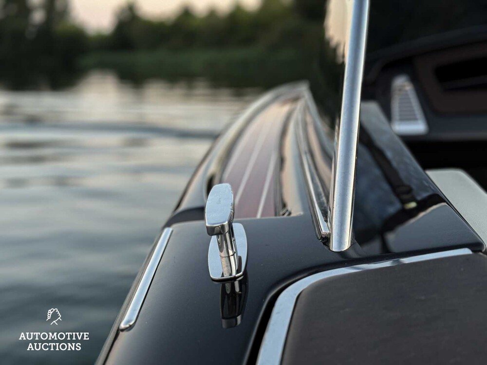 RIVA Iseo 27 8-Zylinder Yanmar