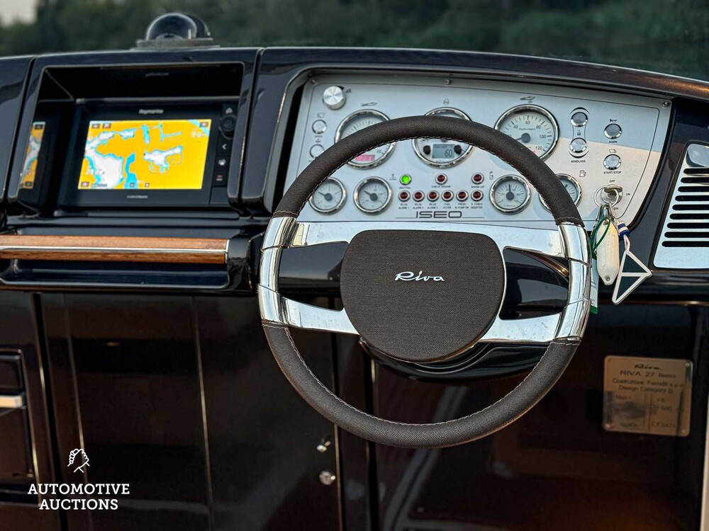 RIVA Iseo 27 8-Zylinder Yanmar
