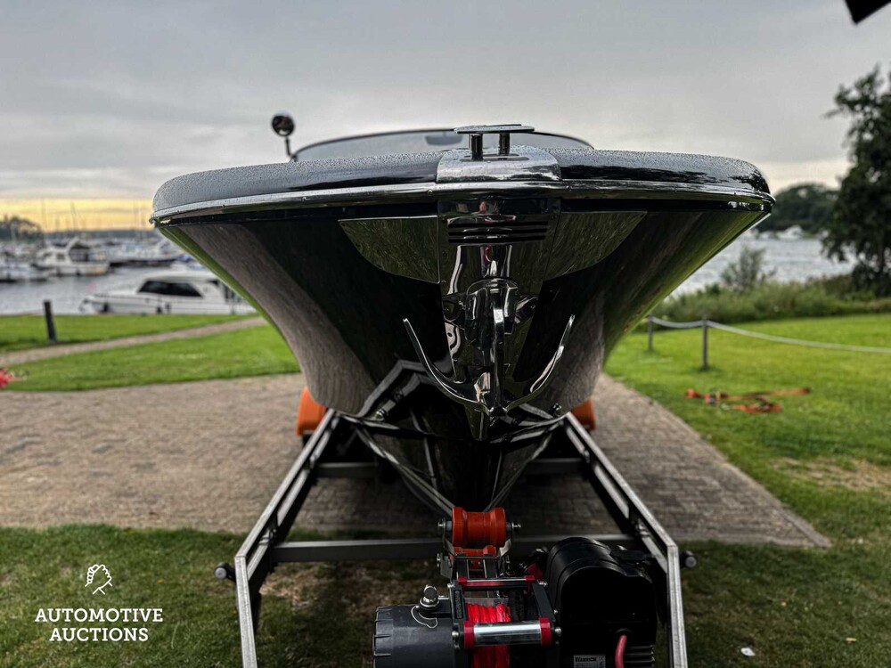 RIVA Iseo 27 8-Zylinder Yanmar