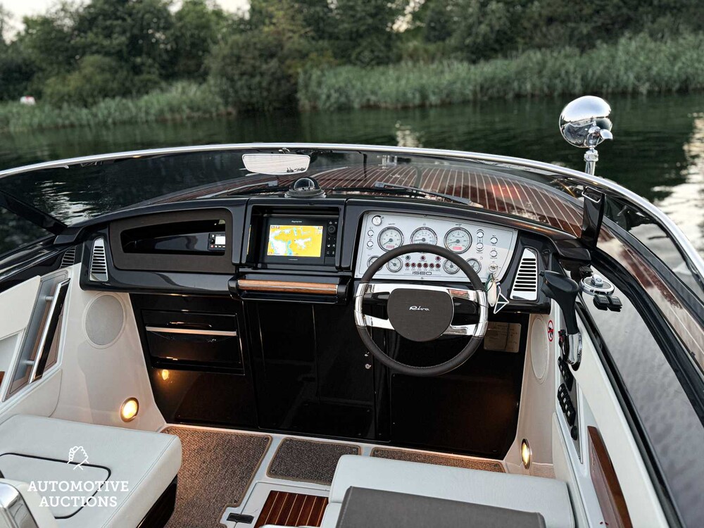 RIVA Iseo 27 8-Zylinder Yanmar