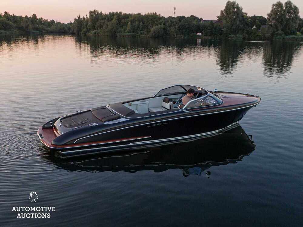RIVA Iseo 27 8-Zylinder Yanmar