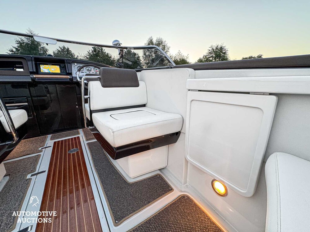 RIVA Iseo 27 8-Zylinder Yanmar